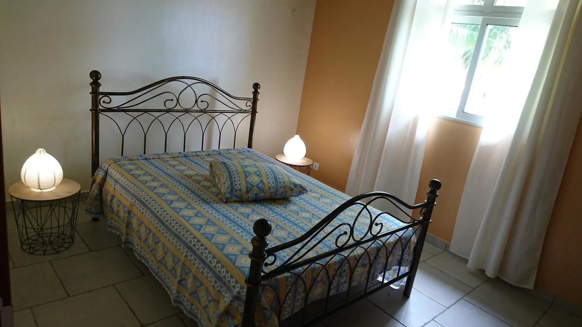 Apartament House With 2 Bedrooms In Sainte Rose, With Enclosed Garden And Wifi -